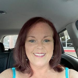 Meet your Posher, Debra